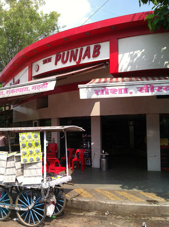 14 Of The Best SherEPunjab Dhabas To Eat At Around India